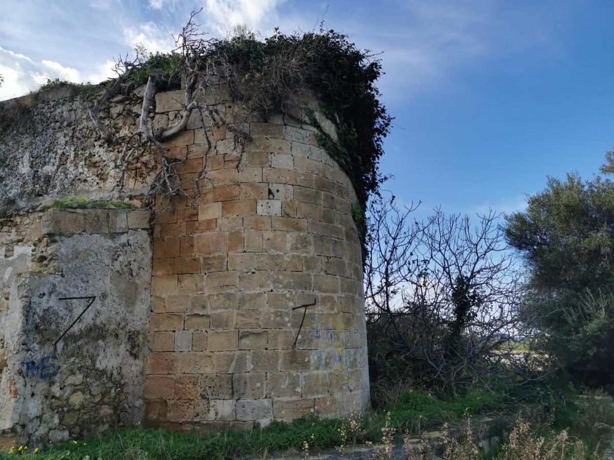 Casa Porta Spagnola Augusta Bagian luar foto