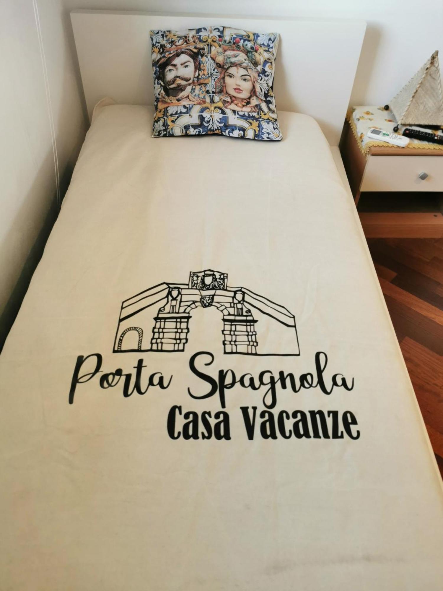 Casa Porta Spagnola Augusta Bagian luar foto